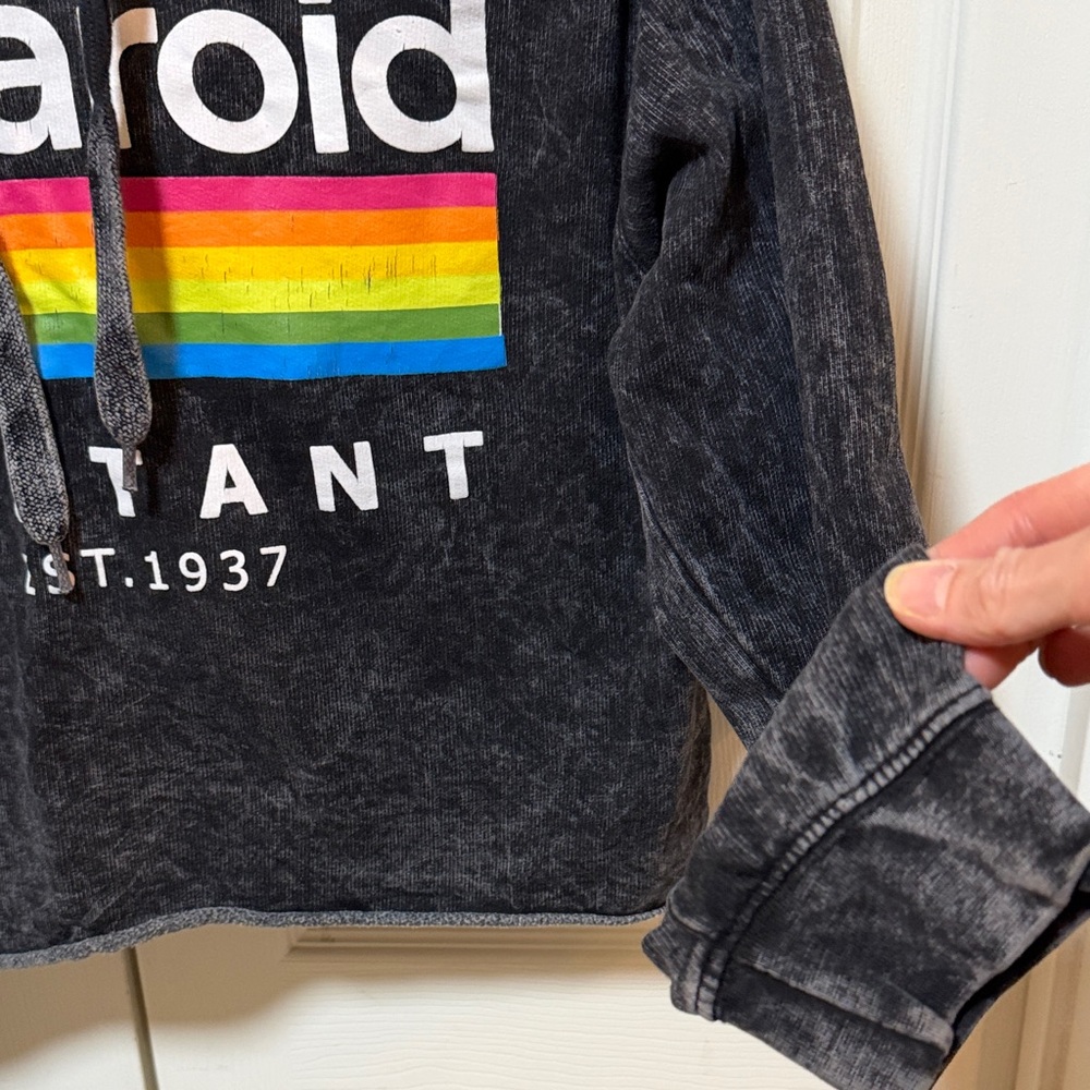 Polaroid Black Cropped Acid-Washed Hoodie with Rainbow Stripe Logo. Size Large - Picture 4 of 8
